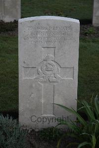 Coxyde Military Cemetery - Brownrigg, F