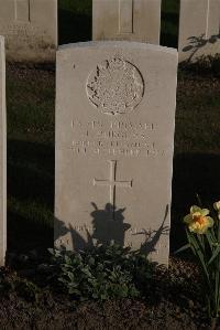 Coxyde Military Cemetery - Burgess, J