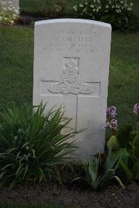 Coxyde Military Cemetery - Butler, William Arthur