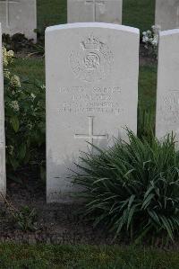 Coxyde Military Cemetery - Calder, James