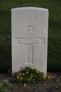 Coxyde Military Cemetery - Cherry, Herbert