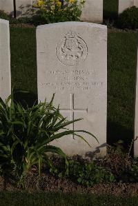 Coxyde Military Cemetery - Clarke, H