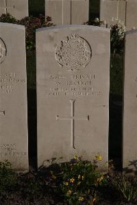 Coxyde Military Cemetery - Clough, Walter