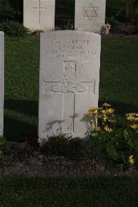 Coxyde Military Cemetery - Condon, George William