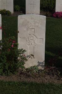 Coxyde Military Cemetery - Cox, B