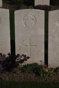 Coxyde Military Cemetery - Creed, J