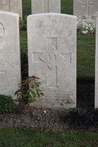 Coxyde Military Cemetery - Cundiff, J F