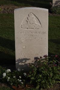 Coxyde Military Cemetery - Currie, William