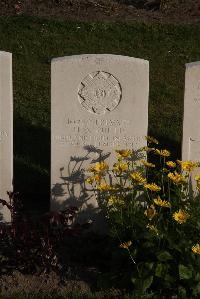 Coxyde Military Cemetery - Curtis, H A