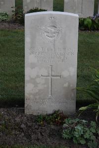 Coxyde Military Cemetery - Davidson, Sydney