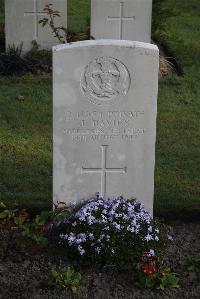 Coxyde Military Cemetery - Davies, J