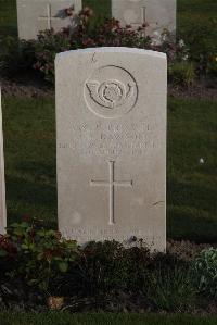 Coxyde Military Cemetery - Dawson, John Bertram