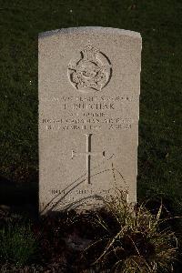 Coxyde Military Cemetery - Dutchak, Peter R.