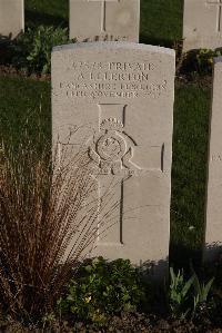 Coxyde Military Cemetery - Ellerton, A