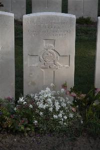 Coxyde Military Cemetery - Elly, Thomas Henry