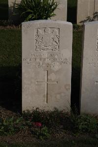 Coxyde Military Cemetery - Elmore, Robert Hilldon