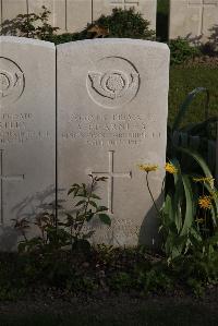 Coxyde Military Cemetery - Fearnley, Anthony