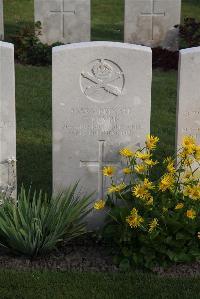 Coxyde Military Cemetery - Fevre, T