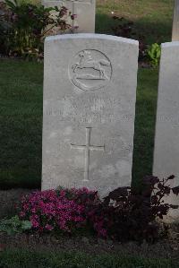 Coxyde Military Cemetery - Ford, William