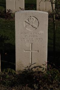 Coxyde Military Cemetery - Ford, Walter