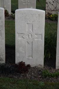 Coxyde Military Cemetery - Fraser, Thomas Casse