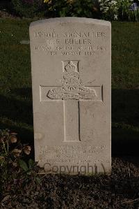 Coxyde Military Cemetery - Fuller, Charles Edward