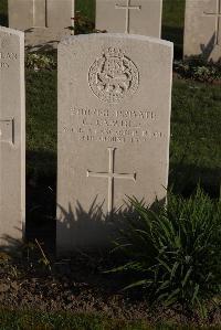 Coxyde Military Cemetery - Gamble, G