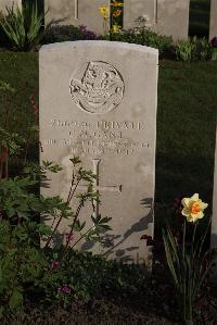 Coxyde Military Cemetery - Gant, C M