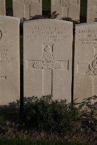 Coxyde Military Cemetery - Gardner, F W