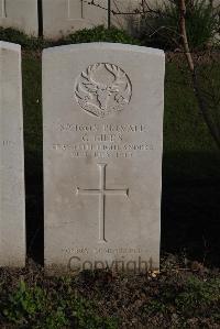 Coxyde Military Cemetery - Giles, Charles