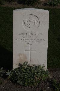 Coxyde Military Cemetery - Gooder, Samuel