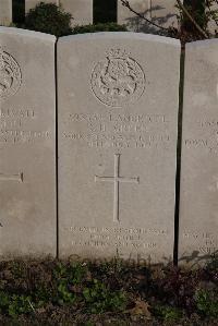 Coxyde Military Cemetery - Green, Robert Henry