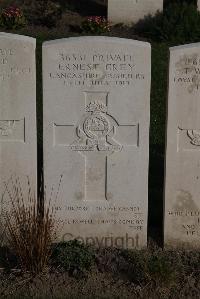 Coxyde Military Cemetery - Grey, Ernest