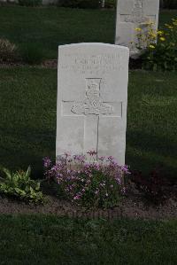 Coxyde Military Cemetery - Grimshaw, J