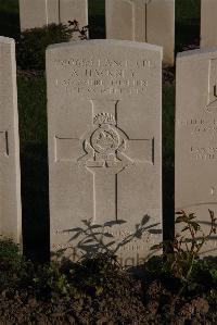 Coxyde Military Cemetery - Hackney, A