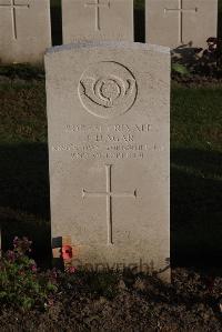 Coxyde Military Cemetery - Hagar, J