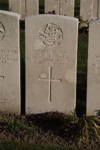 Coxyde Military Cemetery - Hargreaves, W