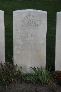 Coxyde Military Cemetery - Hatton, G T