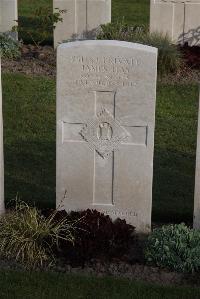 Coxyde Military Cemetery - Hay, James