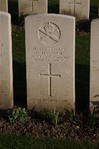 Coxyde Military Cemetery - Hayward, Clement