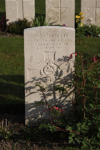 Coxyde Military Cemetery - Hesketh, Thomas