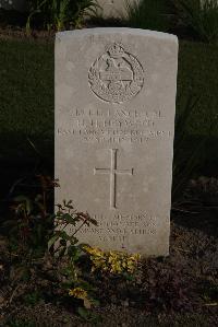 Coxyde Military Cemetery - Heywood, Harry Hermon