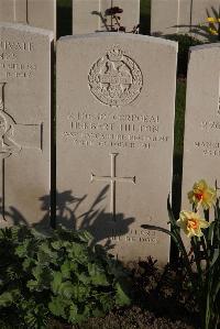 Coxyde Military Cemetery - Hilton, Herbert