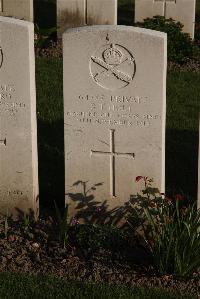 Coxyde Military Cemetery - Holt, Samuel Taylor