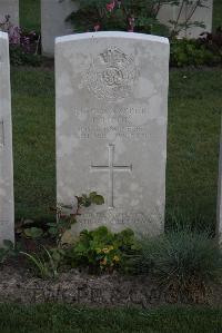 Coxyde Military Cemetery - Hook, Percy