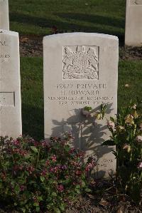 Coxyde Military Cemetery - Howard, H