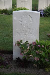 Coxyde Military Cemetery - Hurst, J W