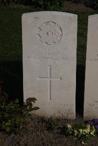 Coxyde Military Cemetery - Imrie, George Ferrier