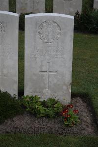 Coxyde Military Cemetery - Jameson, W