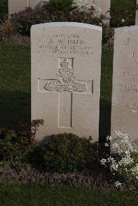 Coxyde Military Cemetery - Jellis, A W